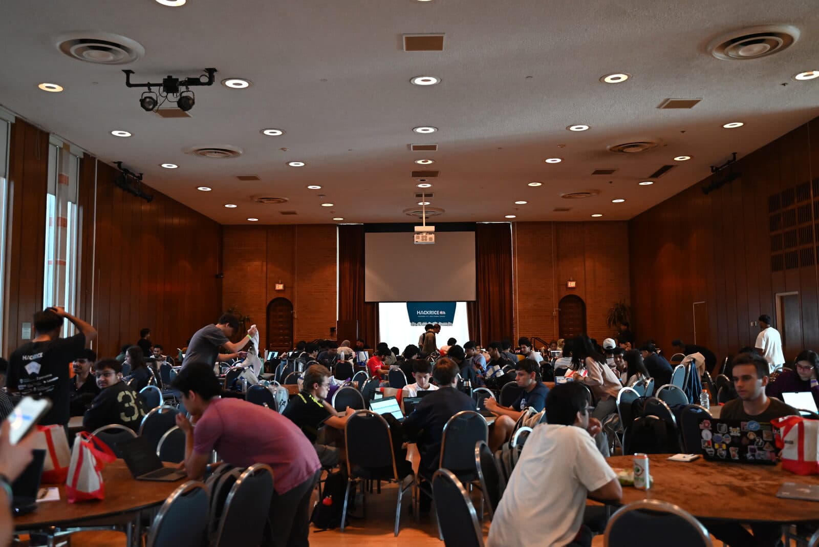 The main hall at HackRice 16